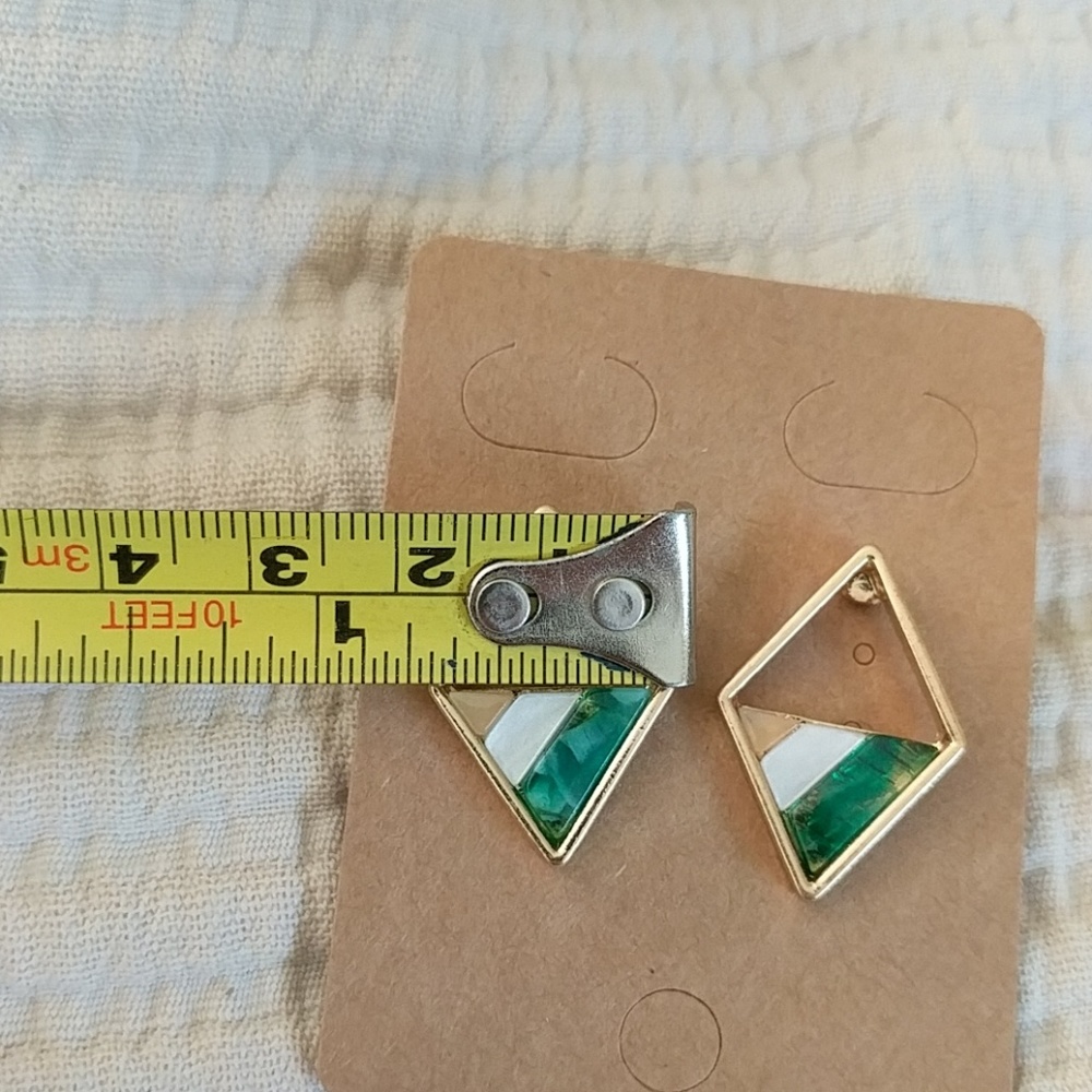 18K Gold Plated Stone Earrings Green Triangle - Picture 8 of 8